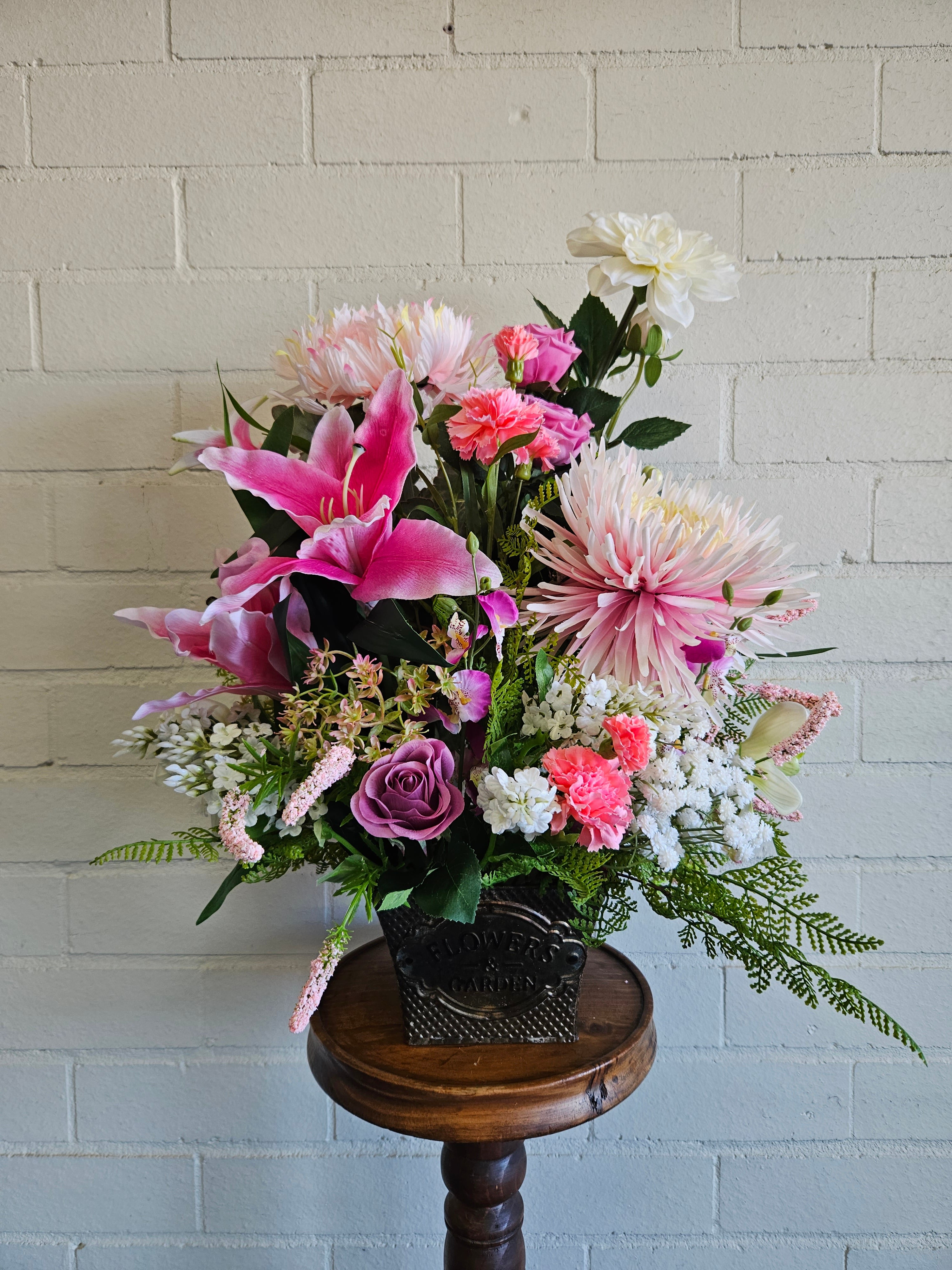 New Arrivals Freckles Flowers