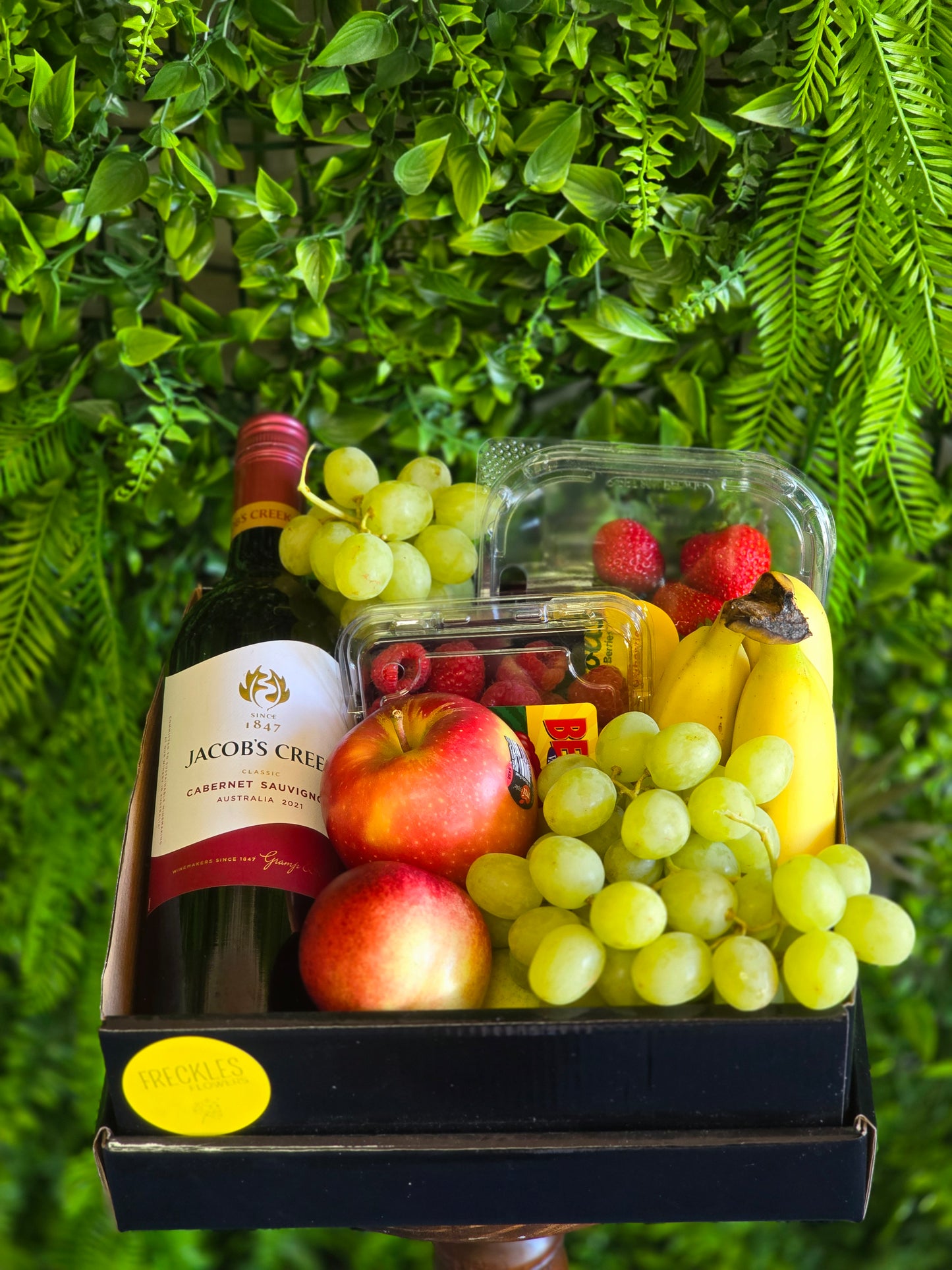 Fruit and Wine Hamper